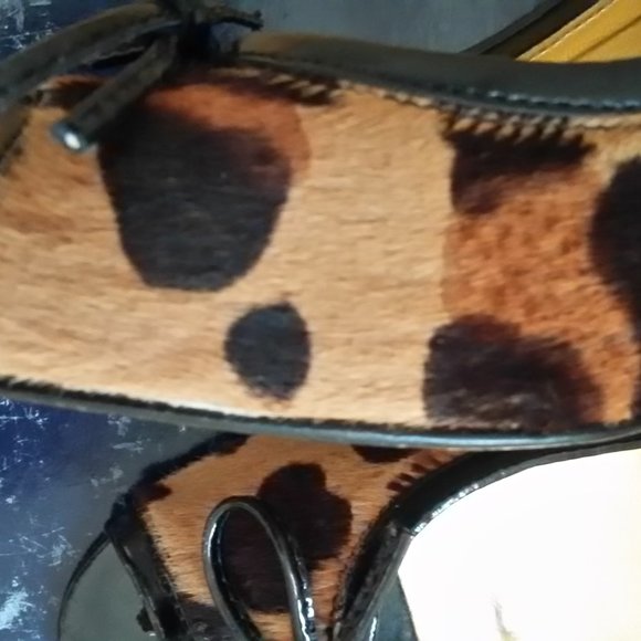 Open toe Leopard Calf Hair Heels - Picture 4 of 7